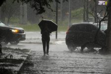 centro-sul-tera-mais-temporais-ate-o-fim-de-semana;-veja-previsao-para-todo-o-pais